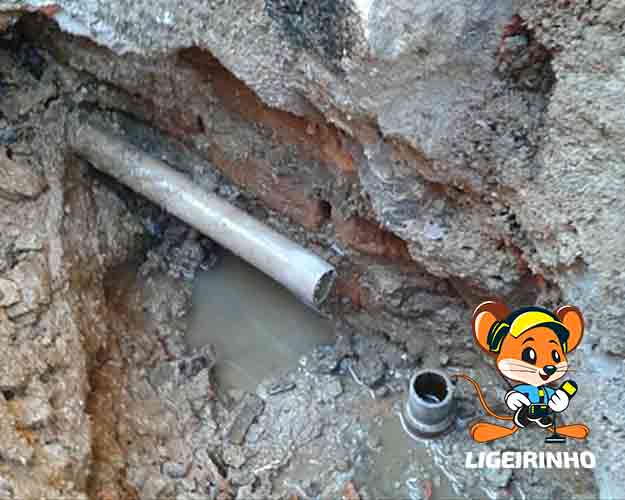 Identificação de vazamento de agua especializado com detector Geofone